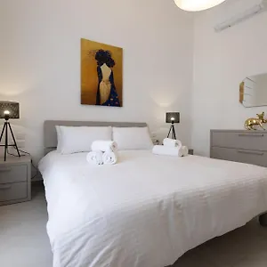  Apartment Collection - Mediterranean Views